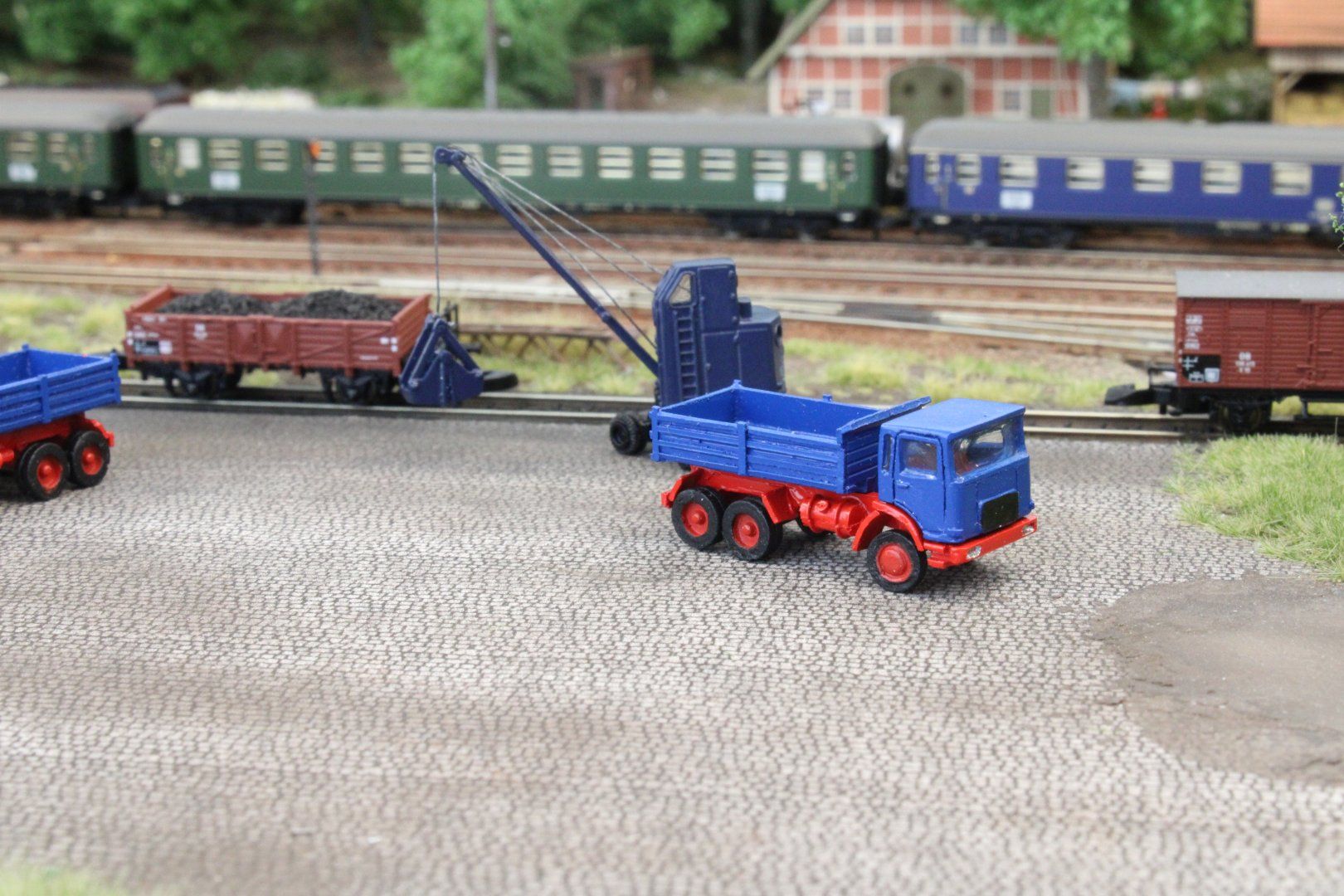 Wespe HRT11 - Modell eines MAN 26.280 DFK Spur Z -