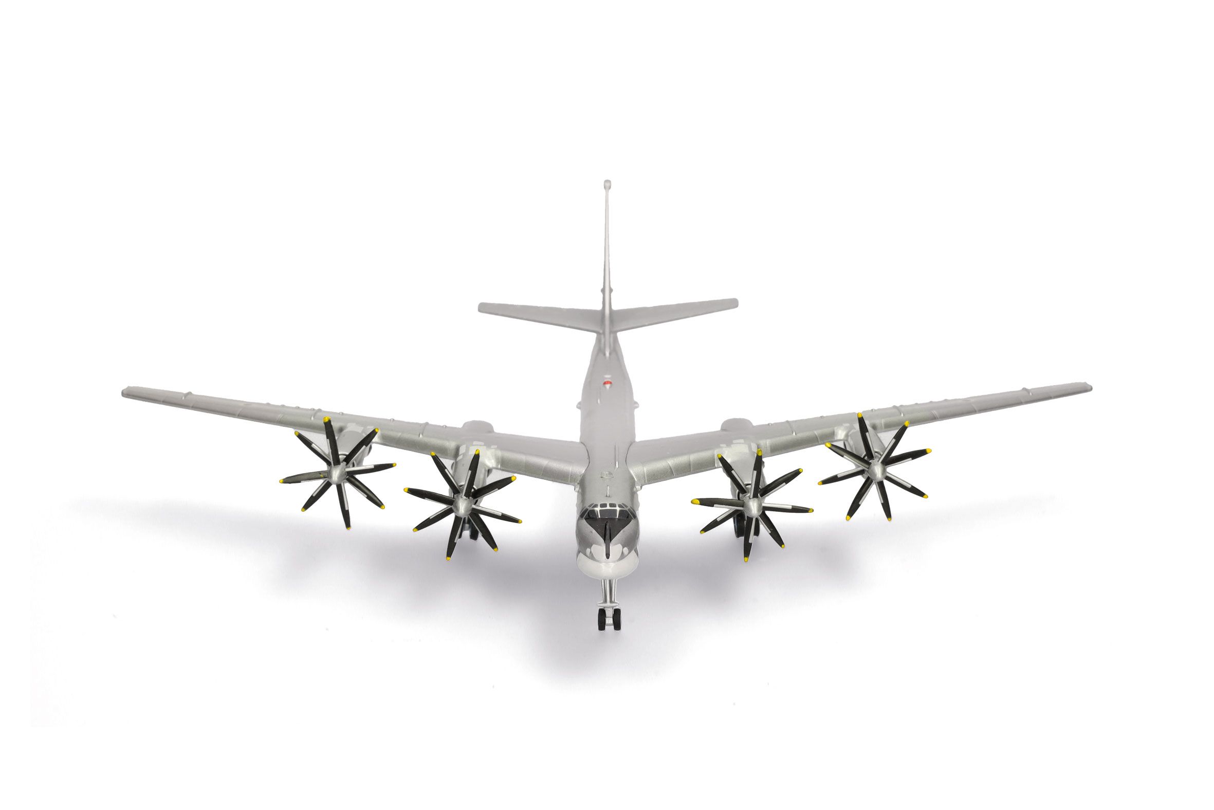 herpa 573832 - TU-95MS Soviet AF 1226th Reg.