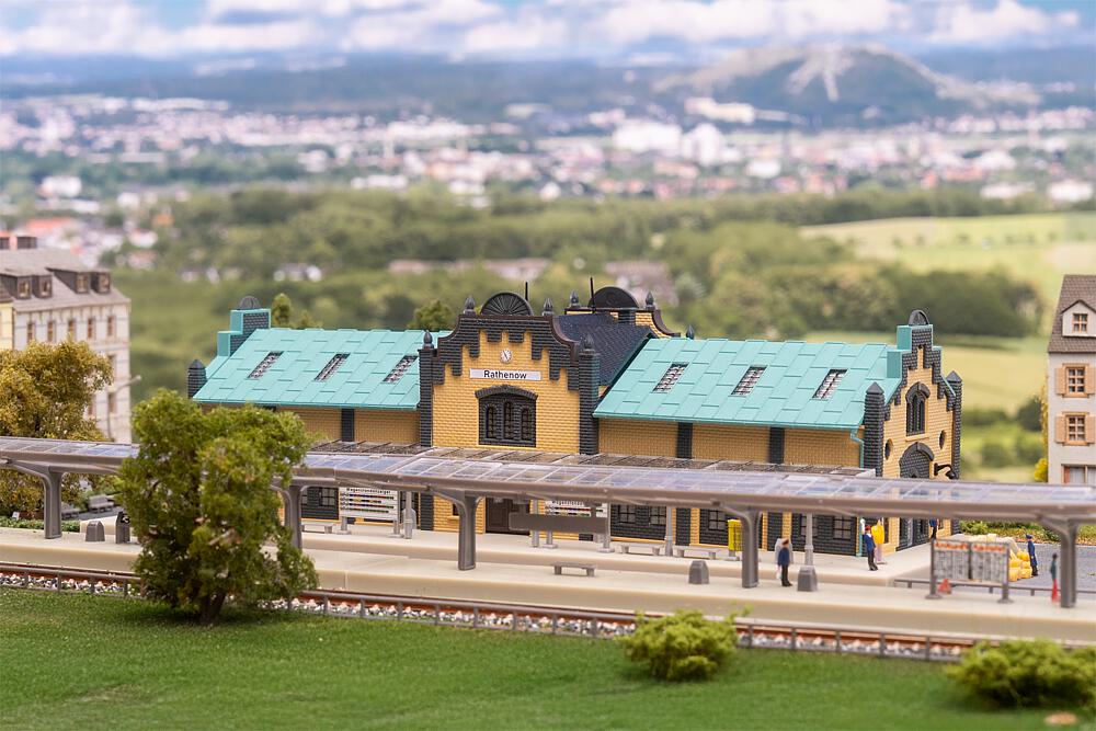 Faller 282701 - Stadtbahnhof Rathenow