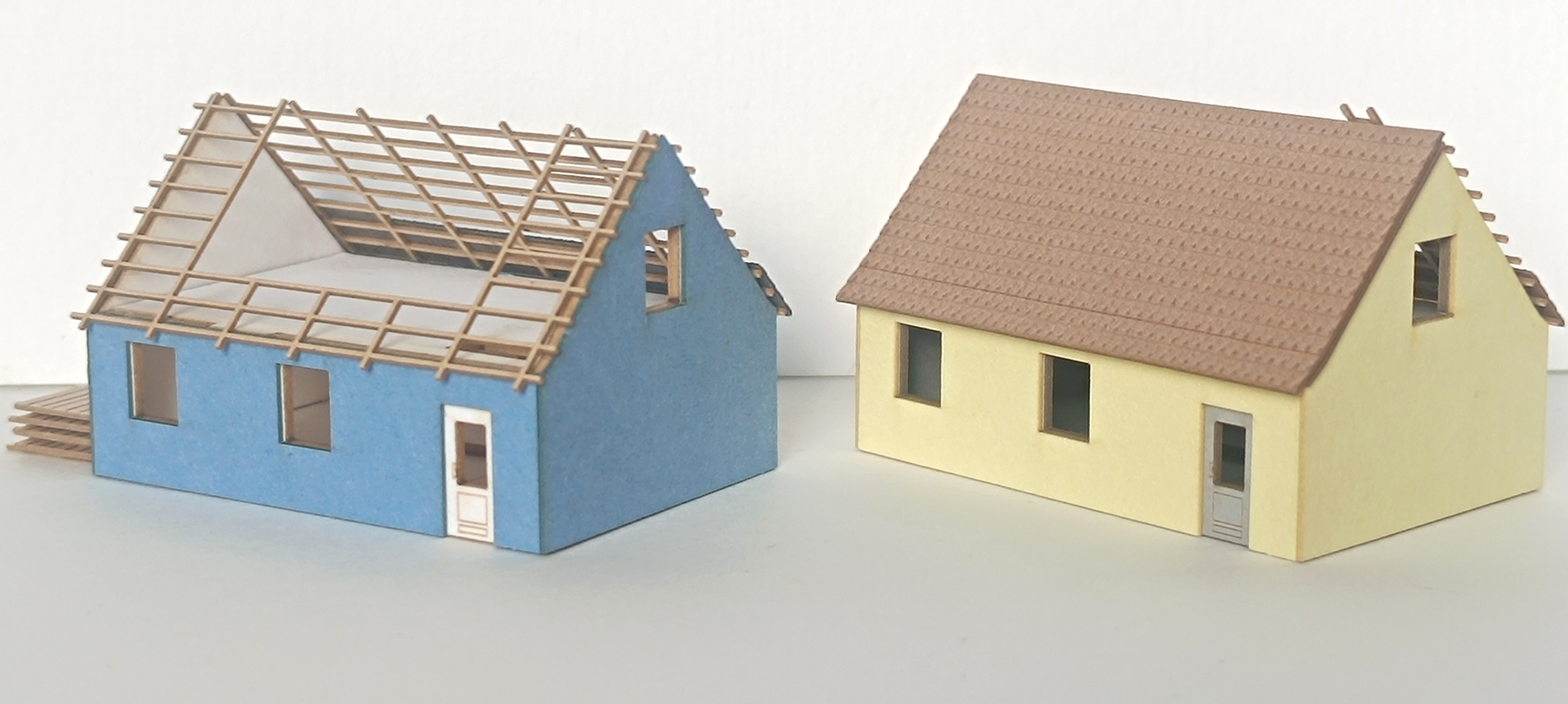 Laffont Z8721 - Einfamilienhäuser im Bau, 2 Stück,